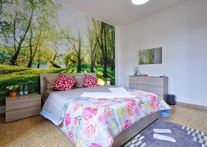 Penzion R & R - Private With Shared Bathroom Marghera