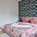 R & R - Private With Shared Bathroom Marghera