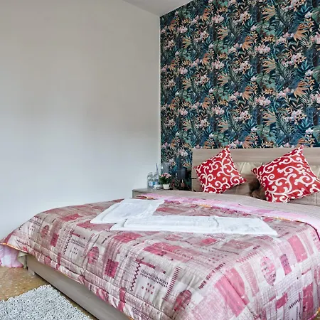 R & R - Private With Shared Bathroom Marghera