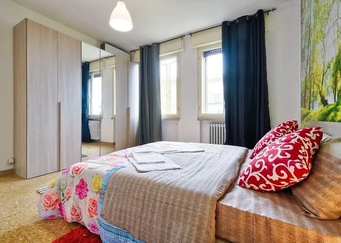 R & R - Private With Shared Bathroom * Marghera