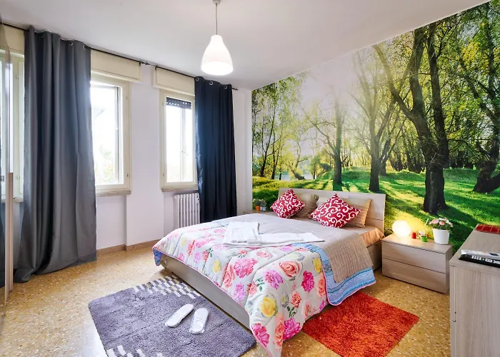 R & R - Private With Shared Bathroom Gæstehus