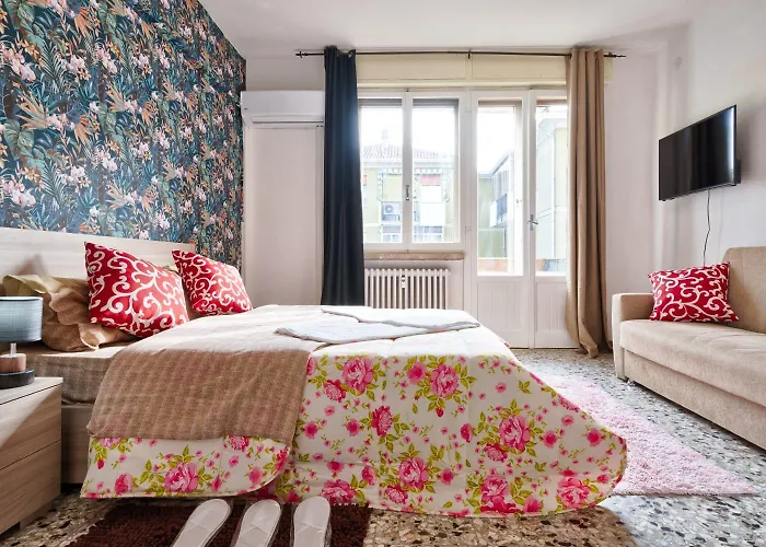 R & R - Private With Shared Bathroom Gæstehus *