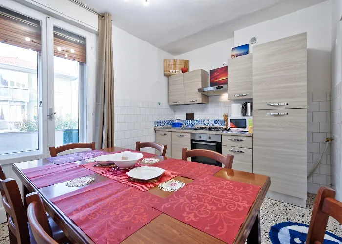 Gæstehus R & R - Private With Shared Bathroom