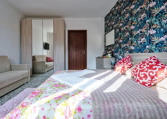 Gæstehus R & R - Private With Shared Bathroom *